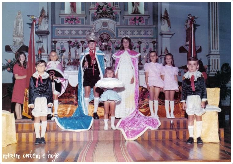 Foto da festa do divino ano 1977